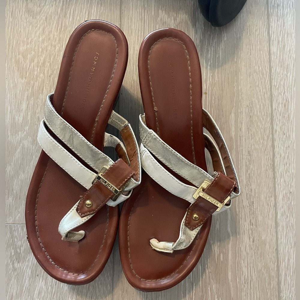 Tommy Hilfiger gold and white strap sandals